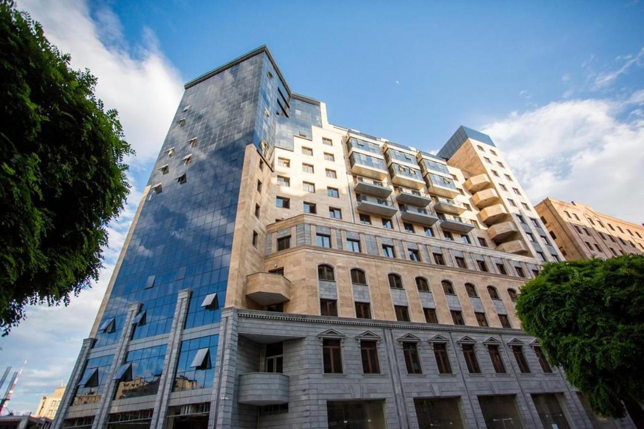 Wonderful Apartment In Republic Square, City Center 예레반 외부 사진